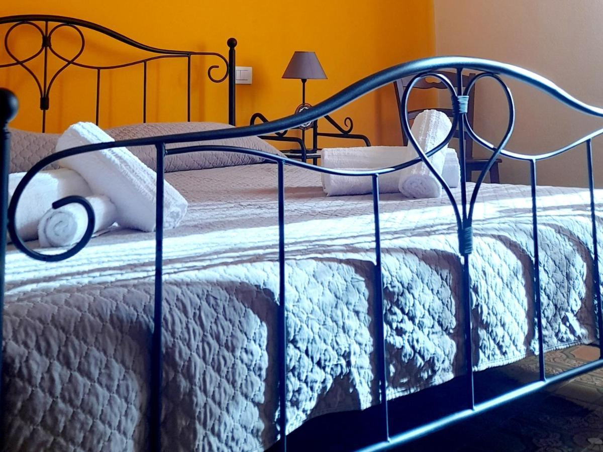 Su Fassoi Cabras Bed & Breakfast Eksteriør bilde