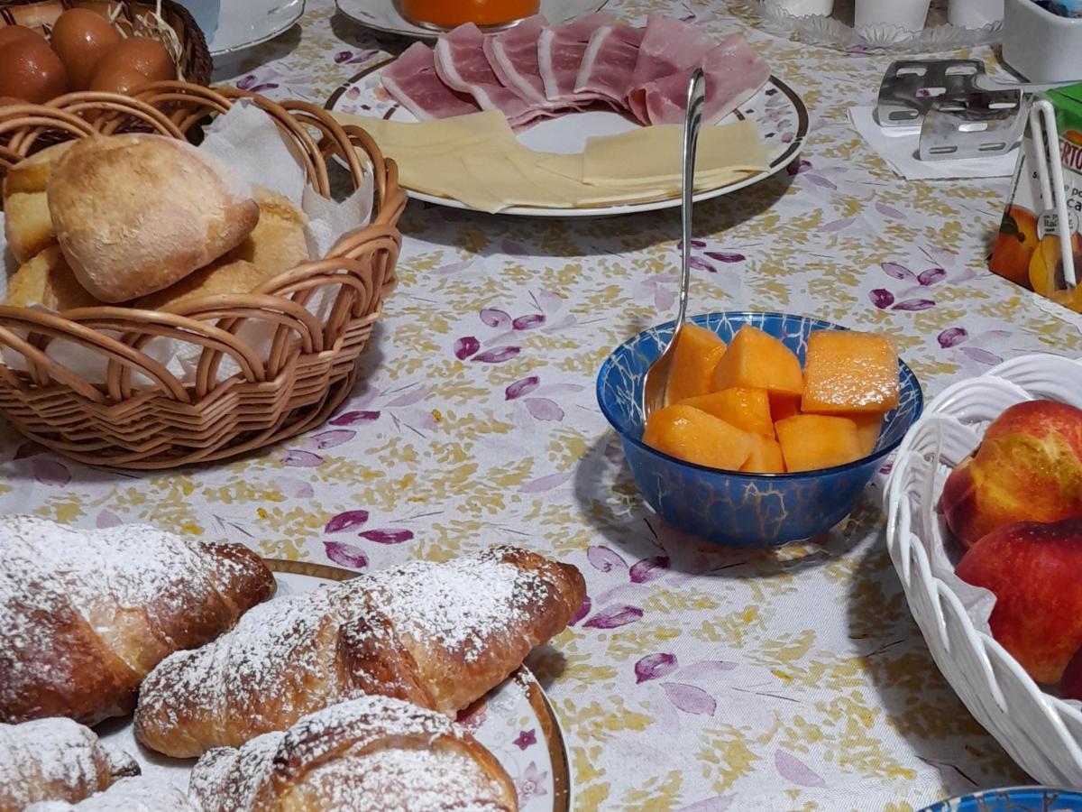 Su Fassoi Cabras Bed & Breakfast Eksteriør bilde